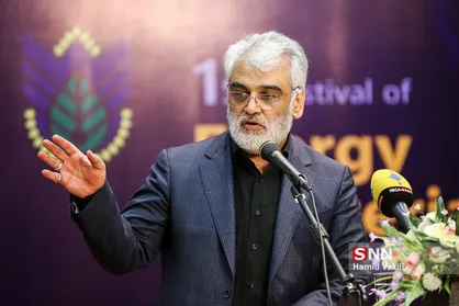 حذف پایان&zwnj;نامه&zwnj;های کاغذی سیاست درونی دانشگاه آزاد است / اجرایی شدن این مصوبه پس از تصمیم&zwnj;گیری نهایی