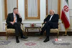 محمدجواد ظریف وزیر امور خارجه کشورمان و آقای رابرت مک‌‌‌ایر، سفیر جدید انگلستان در تهران