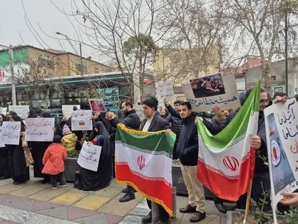 دانشجویان در تجمع مقابل قوه قضائیه: اغتشاشگران را به اشد مجازات برسانید + تصاویر