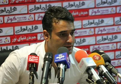 سرمربی داماش گیلان:همان کار میرزا کوچک خان را با من هم کردید!