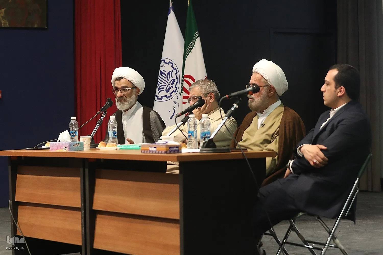 مهمترین رسالت حکمرانی پساجنگ، احیای «امید به زیستن» در نسل جوان است / ضرورت تحول ساختار آموزش عالی به سمت دانشگاههای مسئلهمحور مهمترین رسالت حکمرانی پساجنگ، احیای «امید به زیستن» در نسل جوان است / ضرورت تحول ساختار آموزش عالی به سمت دانشگاههای مسئلهمحور