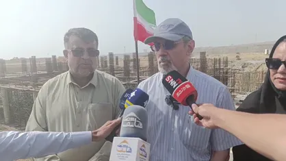 قائم&zwnj;مقام وزیر بهداشت: بیمارستان چابهار برای تسریع در ساخت از ۵۴۰ به ۲۵۰ تخت تغییر فاز یافت / ۵۰ درصد منابع از مولدسازی تأمین می&zwnj;شود + فیلم