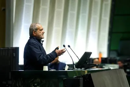 پزشکیان: از طریق افزایش تولید انرژی می&zwnj;خواهیم صنایع تولیدی کشور دچار قطع گاز در زمستان و قطع برق در تابستان نشوند + فیلم