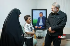 دیدار دبیر شورای عالی امنیت ملی با خانواده‌ی شهید والامقام سرلشکر سعید ایزدی (حاج رمضان) + عکس