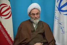 ملت ایران در برابر تحریم‌ها عقب‌نشینی نخواهد کرد