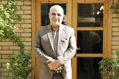 وقتی منافع مدیران در گرو واردات کالای خارجی است، حمایت از تولید ملی معنا ندارد/ ترامپ با شعار حمایت از کالای آمریکایی رای آرود