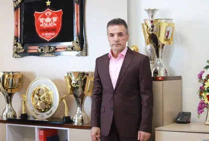 انصاری فرد: فدراسیون دوست ندارد پرسپولیس قهرمان شود