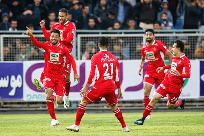 تجلیل از جلال حسینی در بازی پرسپولیس - ذوب&zwnj;آهن