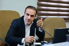 رئیس کل نظام پزشکی: هیچ پزشکی به علت انجام خدمات درمانی دستگیر نشده است