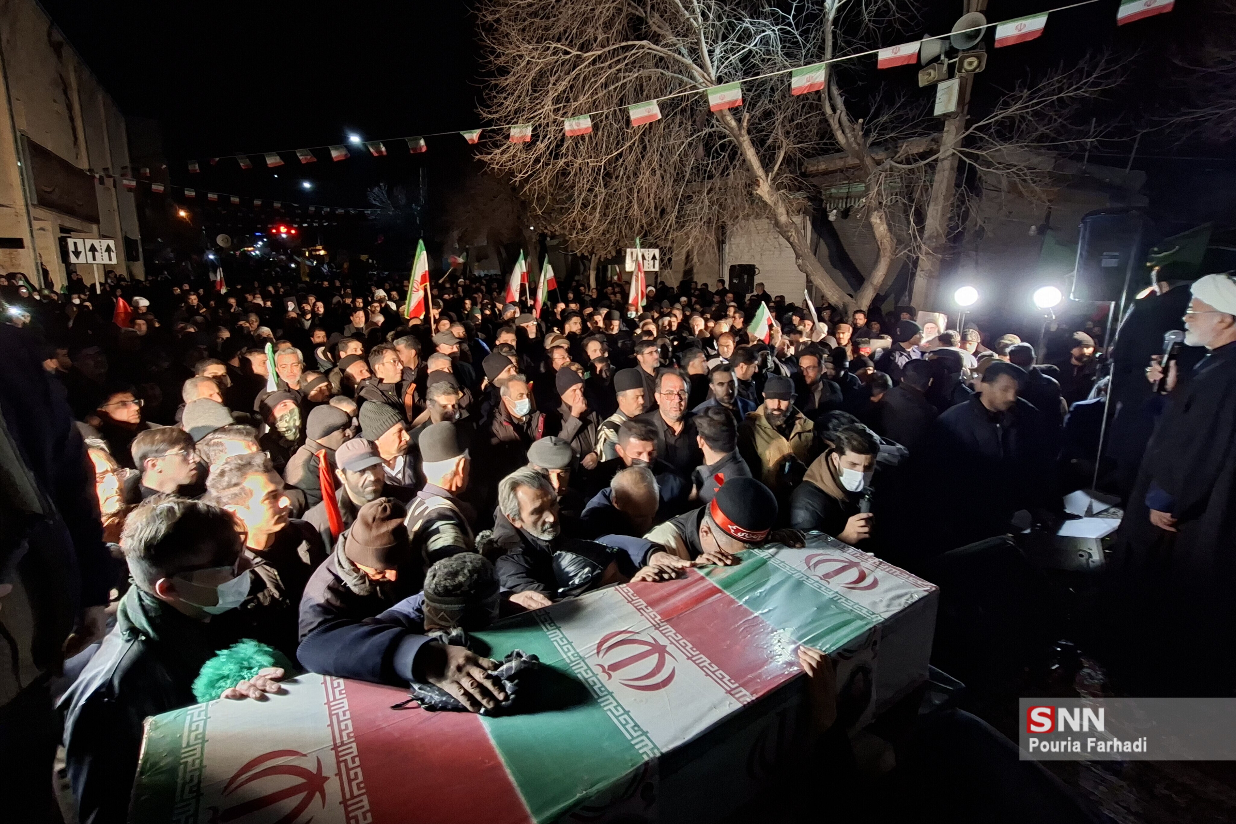 عکس وداع شهید رئیسی