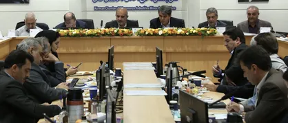 استاندار کرمان خواستار نگاه ملی به پسته در کشور شد / طالبی: برخی مسائل پسته همچنان لاینحل مانده است