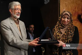 غلامعلی حداد عادل رئیس فرهنگستان ادب فارسی و راضیه تجار نویسنده پیشکستوت