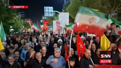 از ایستادگی مردم شهرکرد روی شروط رهبر انقلاب تا حضور پرشور مرزداران ایلامی در سنگر خیابان تا اصرار اهالی تربیت حیدریه بر شروط رهبری در مذاکره + فیلم
