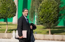 ضرغامی: نمی‌توانیم به گردشگری خارجی بگوییم از بله و ایتا استفاده کن / ماجرای سیم‌کارت‌ها تقصیر من بود نه زارع‌پور