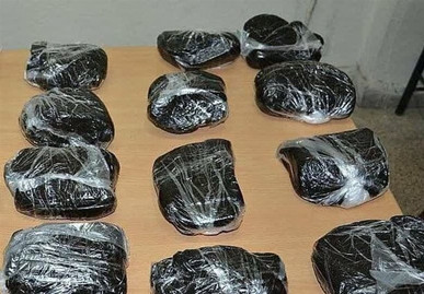 ناکامی قاچاقچیان مسلح در انتقال ۱۷۴ کیلوگرم مواد مخدر به کشور