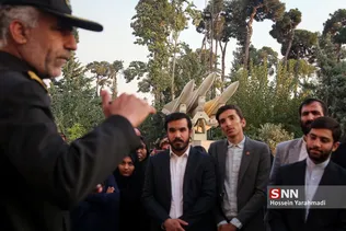 حضور اعضای مجمع دانشجویان جهان اسلام در دانشگاه جنگ