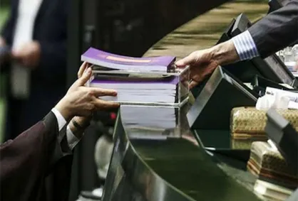 دولت سیزدهم با بدهی سنگینی روبه&zwnj;رو است