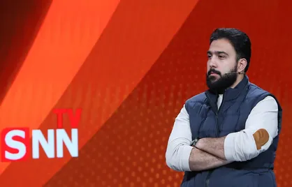 وقتی رضا پهلوی وقاحت را از حد می&zwnj;گذراند؛ دعوت مردم به جنگ و اغتشاش و سخنرانی پشت شیشه ضد گلوله!