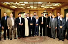 رئیس و جمعی از اعضای کمیسیون امنیت ملی با ظریف دیدار کردند