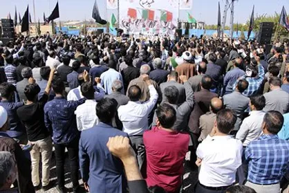 شعار &laquo;مرگ بر آمریکا&raquo; توسط دانشجویان علوم پزشکی کرمان طنین&zwnj;انداز شد + تصاویر