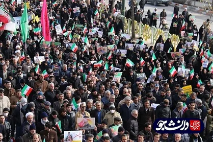 دانشگاهیان دانشگاه صنعتی کرمانشاه در راهپیمایی ۲۲ بهمن شرکت کردند
