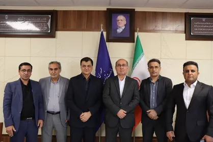 دهقان: رفع بیکاری در کازرون وکوه&zwnj;چنار نیازمند تدابیر عملی و استفاده از ظرفیت&zwnj;های موجود است