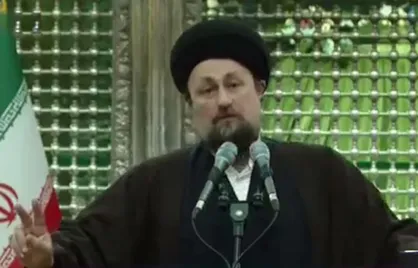 مقابل ما دشمنی است که ما را لحظه به لحظه رصد می&zwnj;کند