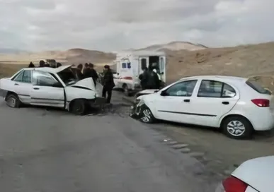 تصادف پراید و تیبا در جاده دزفول شوشتر ۸ مصدوم داشت