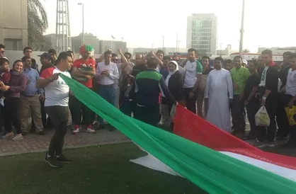 اهتزاز پرچم ۴۰ متری ایران در جام ملت&zwnj;ها