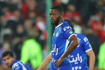یامگا را به دفتر باشگاه استقلال راه ندادند!
