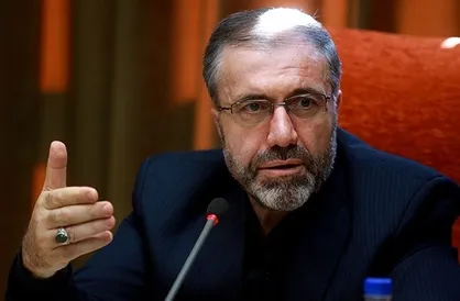 زائران کمک کنند باری از دوش میزبانان عراقی برداشته شود