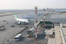 هفت پرواز خارجی دایورت‌شده به دلیل بسته شدن فرودگاه دبی در بندرعباس فرود آمد