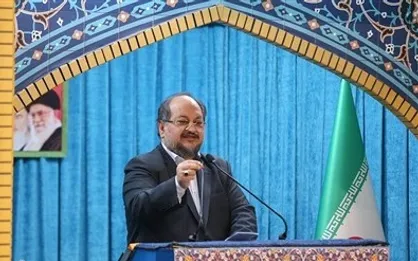 بجای پیرمرد&zwnj;های مو رنگ کرده جوانان نخبه دانشگاهی مدیر شوند/ واردات ۱۴۰۰ قلم کالای خارجی ممنوع شده است