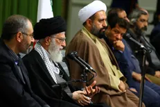 کاروان شعر اربعین حسینی به کربلا سفر می‌کند