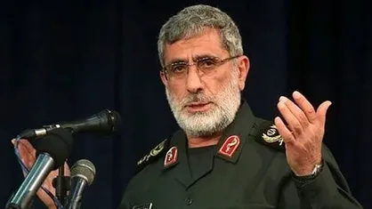 فیلم / حضور سردار قاآنی، فرمانده نیروی قدس در مراسم بزرگداشت سردار شهید &laquo;ایزدی&raquo;