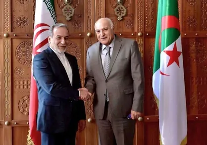 تبریک &laquo;عراقچی&raquo; به وزیر خارجه الجزایر