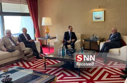 دیدار &laquo;گروه الدرز&raquo; سازمان ملل متحد با دکتر ظریف در دوحه