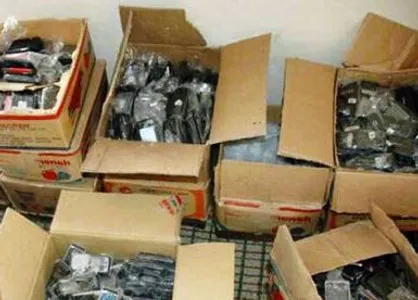 ابهام در سرنوشت پرونده قاچاق قطعات موبایل/ حسابرسی پس از ترخیص قطعات چه شد؟