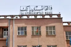 کاهش ارزش پول افغانی با فرار رییس بانک مرکزی از کابل