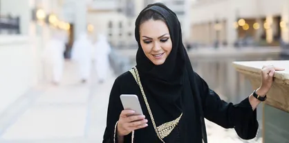 مجوز استفاده از تلفن همراه برای دانشجویان دختر صادر شد