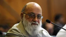 شورای شهر جدید ۷۰ نفر از مجموعه شورا را بیرون کردند/ شعار انقلاب از ابتدا تاکنون آزادی‌خواهی و عدالت‌خواهی است