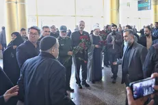 پیرغلامان حسینی وارد مشهد شدند/  افتتاح «گذر پیرغلامان» در شارستان شهید شوشتری