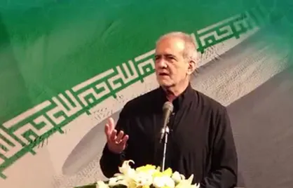 &zwnj;می&zwnj;خواهند ما را به زانو در بیاورند ولی ملت ایران در مقابل زور و تجاوز سر خم نخواهد کرد