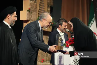 همایش تجلیل از سرلشکر قاسم سلیمانی