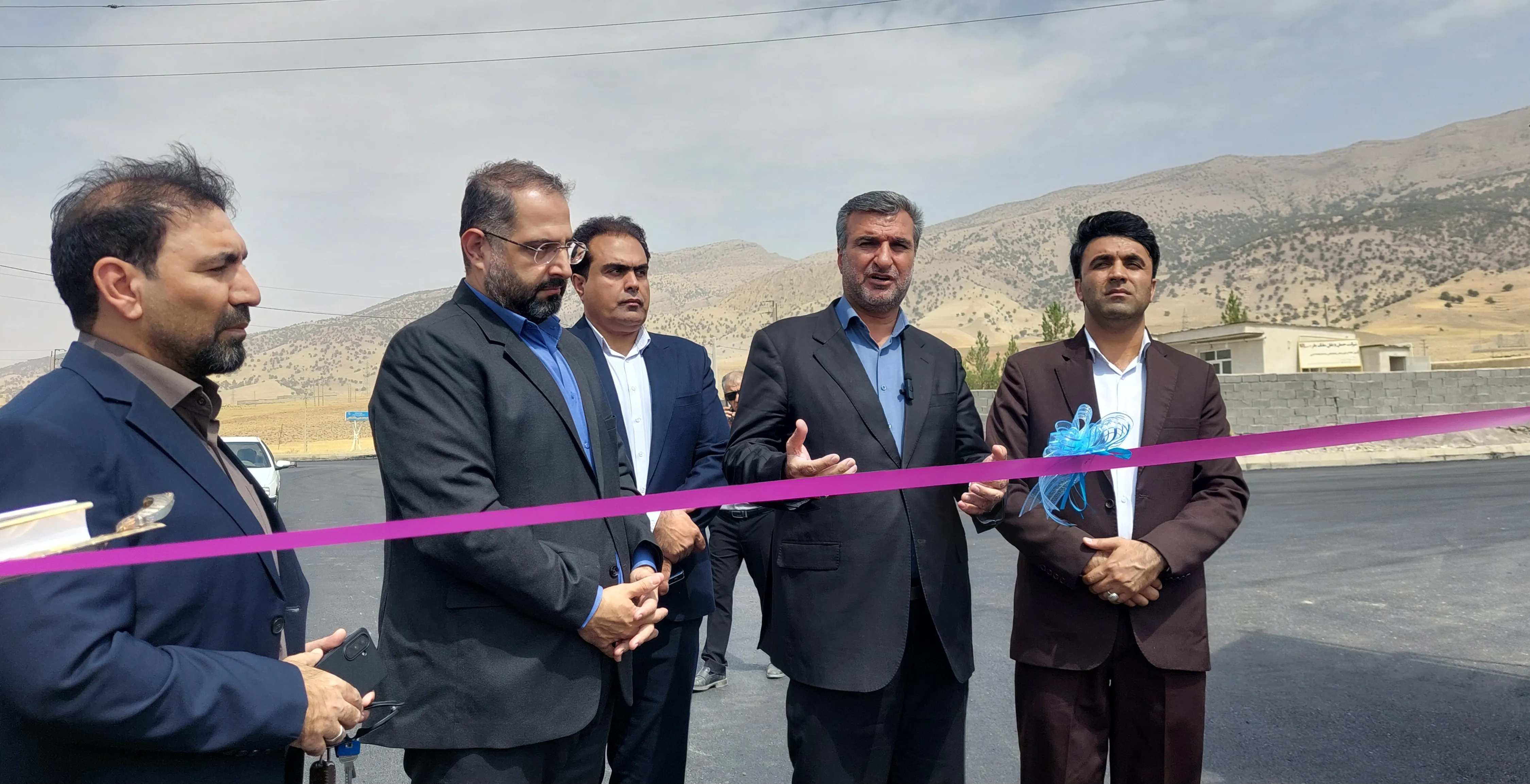 زیرساخت‌های ناحیه صنعتی ملکشاهی برای جذب سرمایه‌گذاران تقویت شد