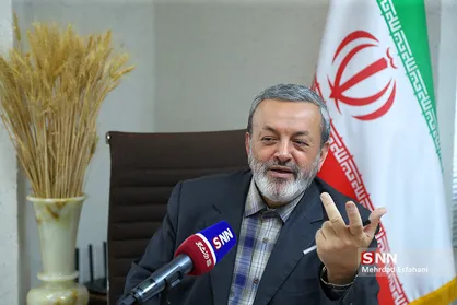 اسکندری: عناصر نفوذي در سازمان محيط زيست ماموريت دارند مانع رونق توليد شوند