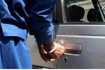دستگیری ۲ سارق خودرو