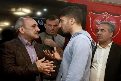مدافع پرسپولیس به دیدار خانواده مهدی قائدی رفت