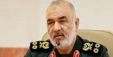 سلامی: خدمت به مردم کردستان در کانون توجه سپاه قرار دارد/حل‌نشدن مسائل کشورمان برای دشمنان یک آرزوست