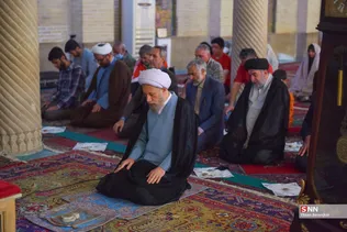 محفل انس با قرآن کریم در مسجد تاریخی نصیرالملک شیراز